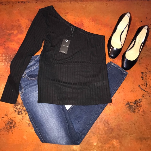Lucky Brand Tops - NEW W/TAG Lucky Brand One Shoulder Top